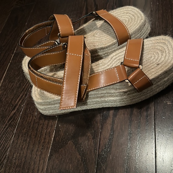 Zara Sandal - Picture 6 of 9